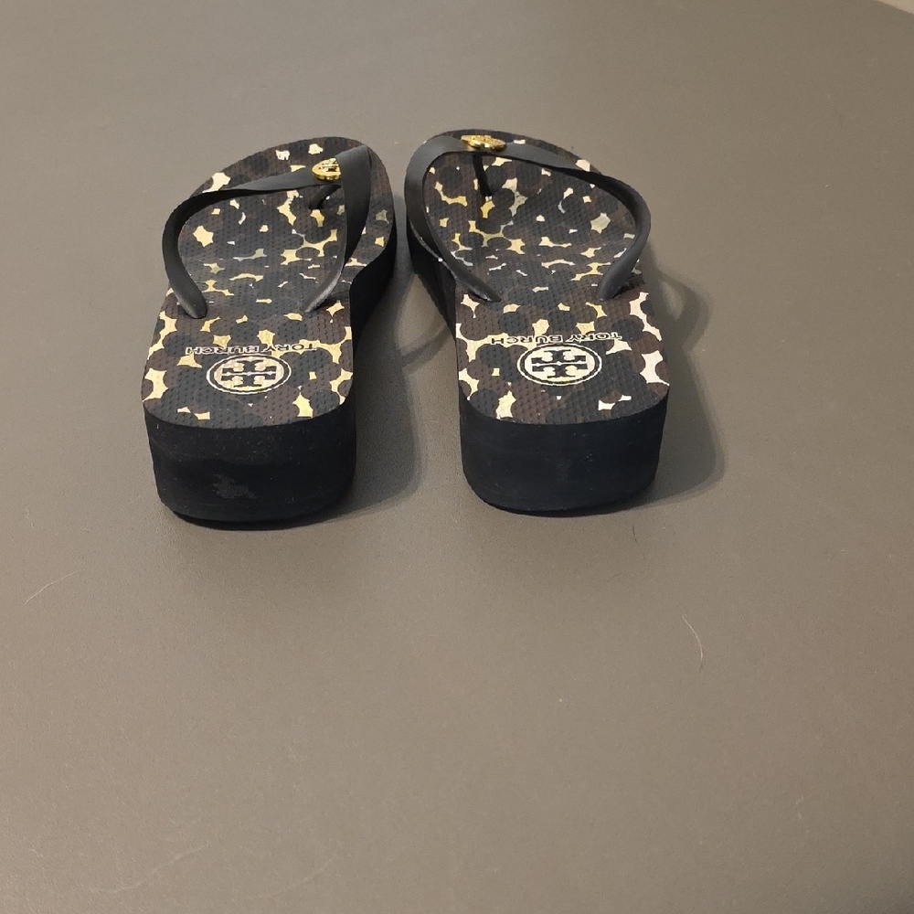 Tory Burch Black, Brown & Cream Leopard-Print Logo Flip Flop - Picture 5 of 6